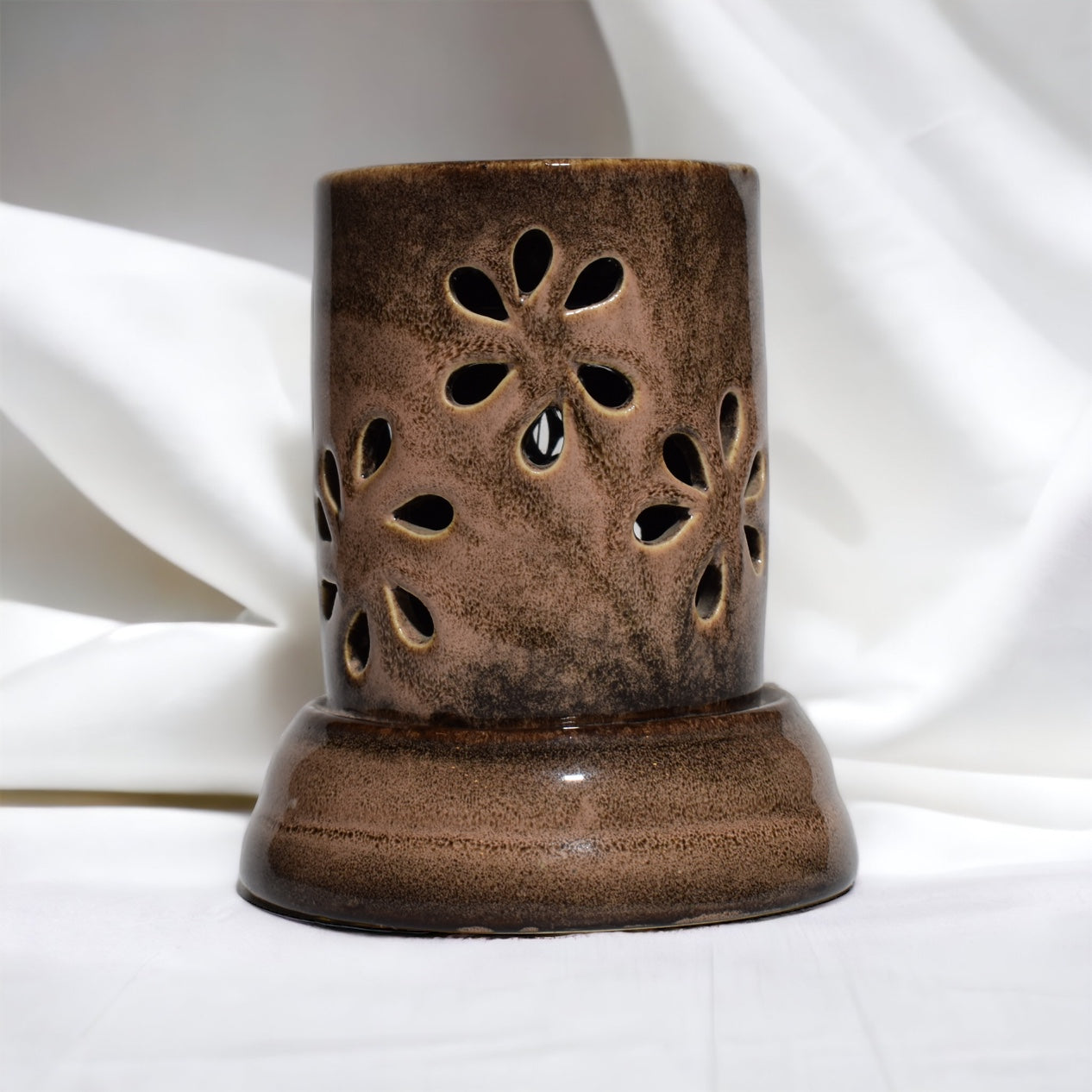 Serene Aroma Lamp